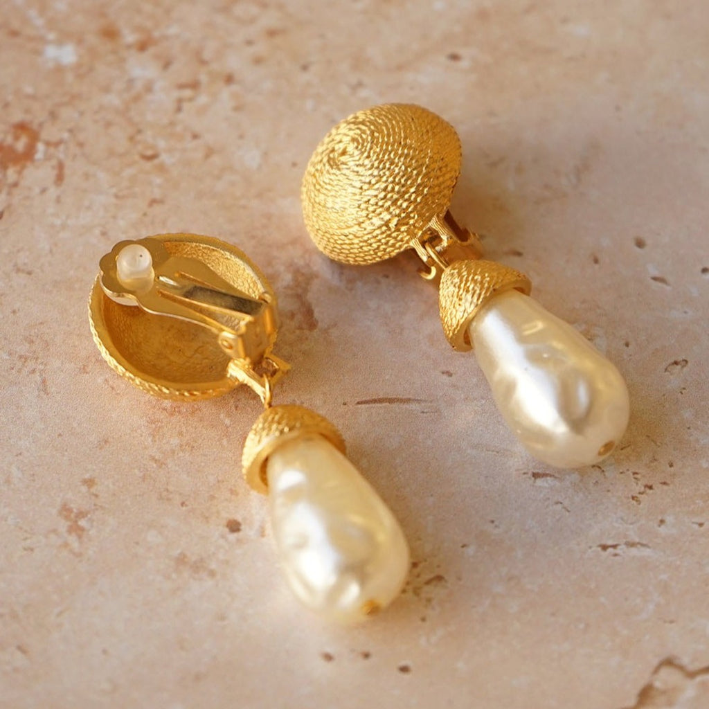 Vintage gold online and pearl earrings