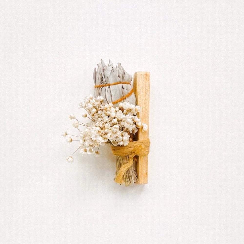 Candles White Sage Bulb, Palo Santo & Dried Flower Bundle Orelia Jewellery