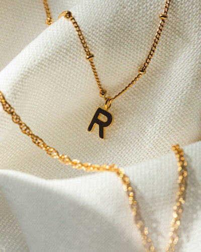 Gold Necklaces & Pendants for Women | Pandora UK