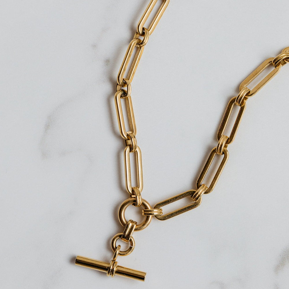 9ct Gold T-Bar Necklace | 46cm Curb – John Ross Jewellers