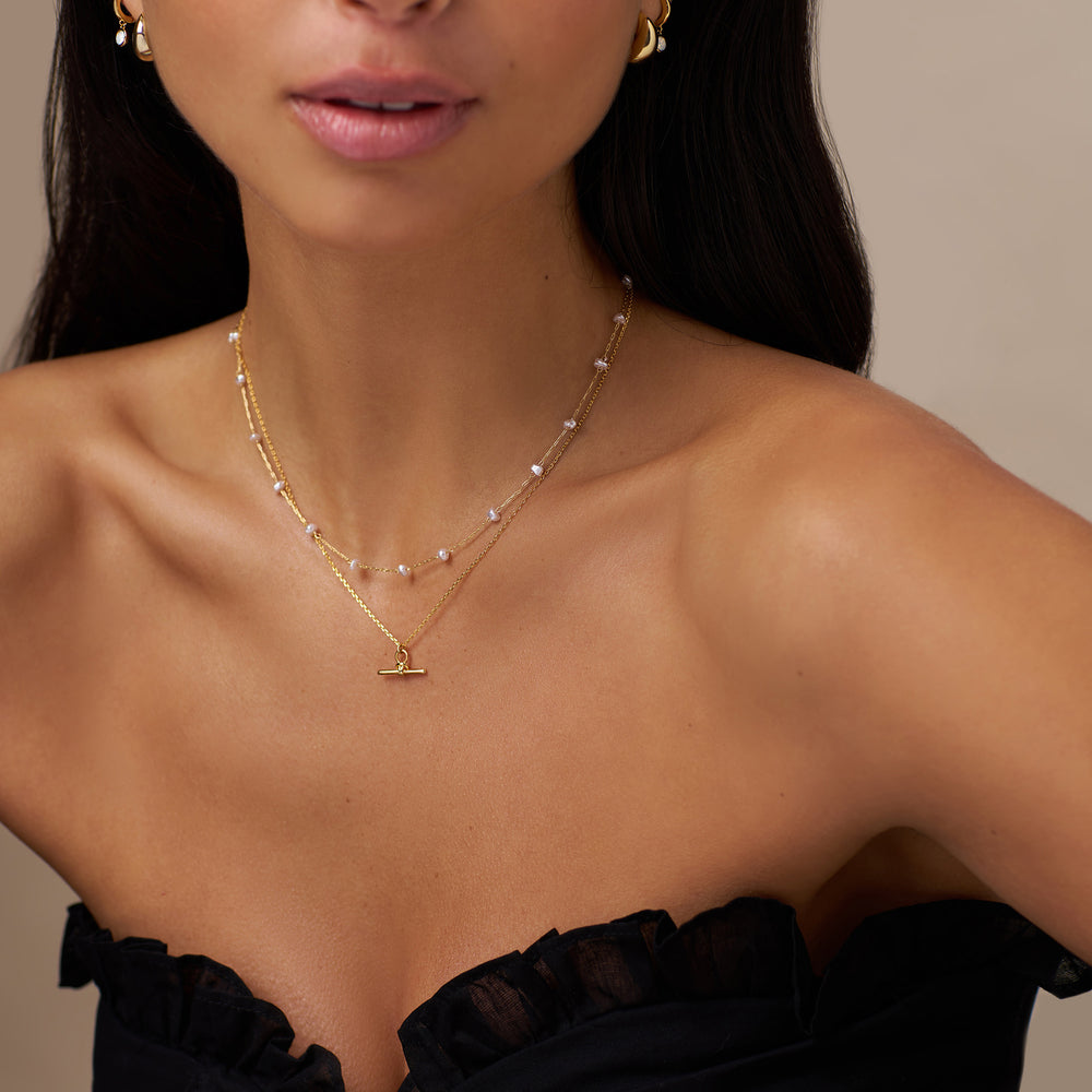 dainty_t_bar_gold_necklace