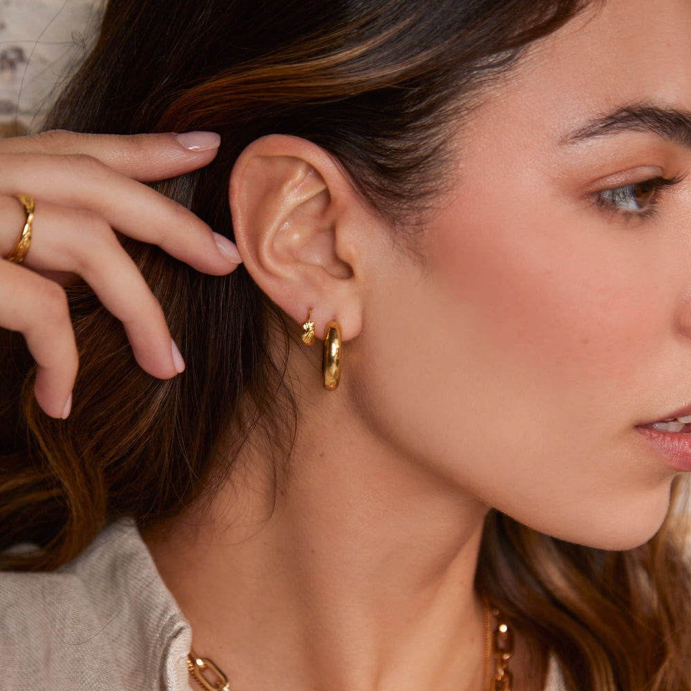 Polished Chubby Mid-Sized Hoop Earrings - Gold - Orelia London