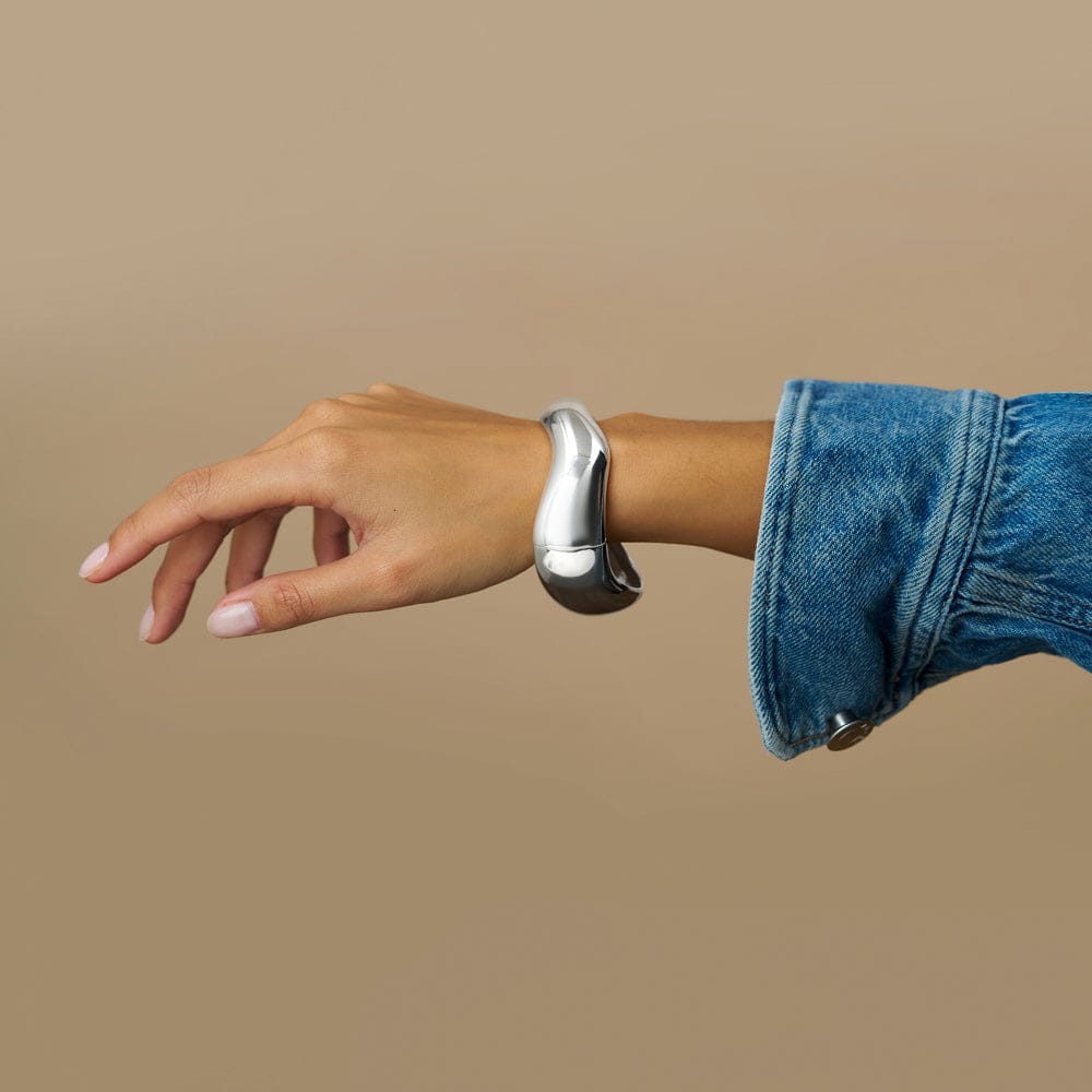 Bangle ONE Statement Wave Bangle Silver Orelia Jewellery