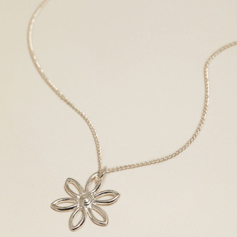 Mid-Length Necklace Default Vintage Flower Chain Necklace Orelia Jewellery