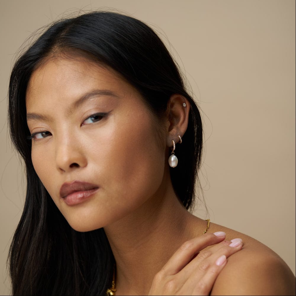 Post Piercing ONE Crystal Flower Labret Orelia Jewellery