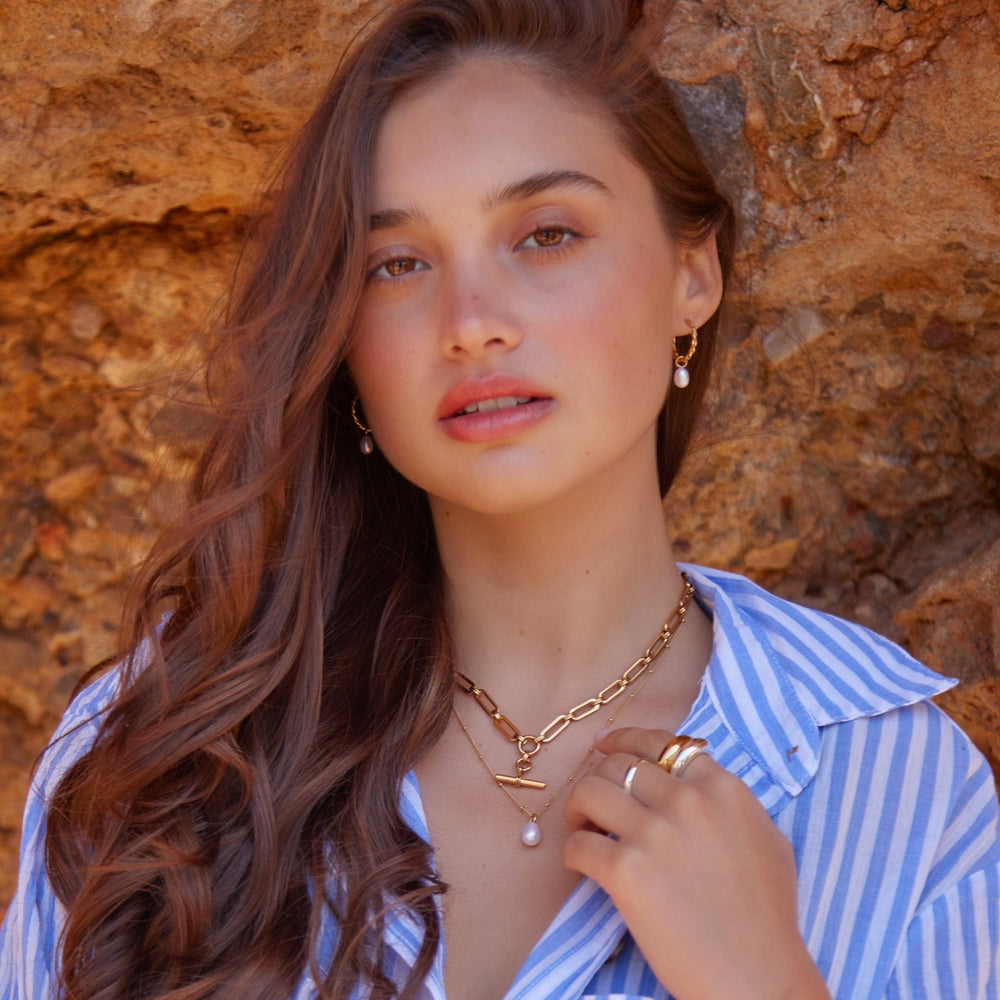 Short Necklaces LUXE Linear Link T-Bar Necklace - Gold Orelia Jewellery