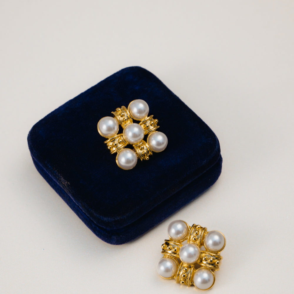 Statement Earring ONE Statement Cross & Pearl Stud Earrings Orelia Jewellery