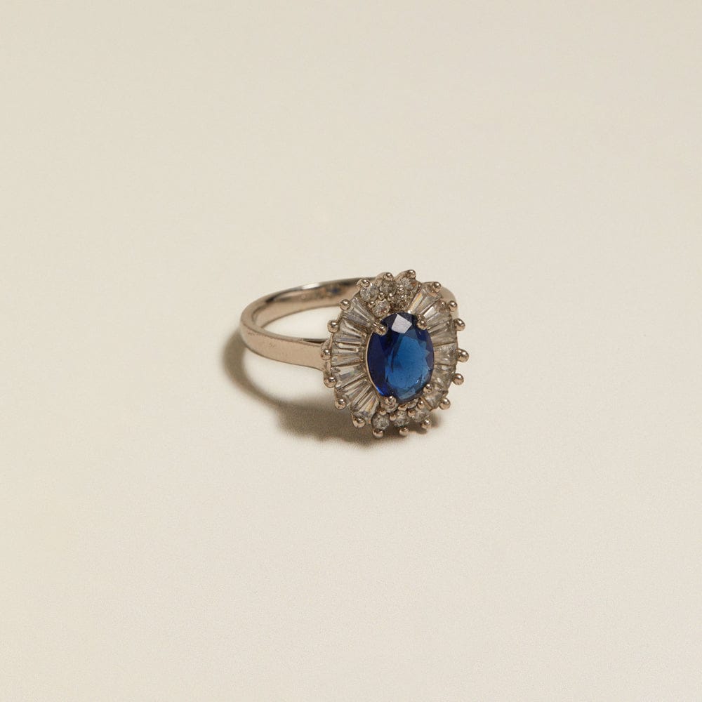 Statement Ring ONE Vintage Oval Sapphire Cluster Ring Orelia Jewellery