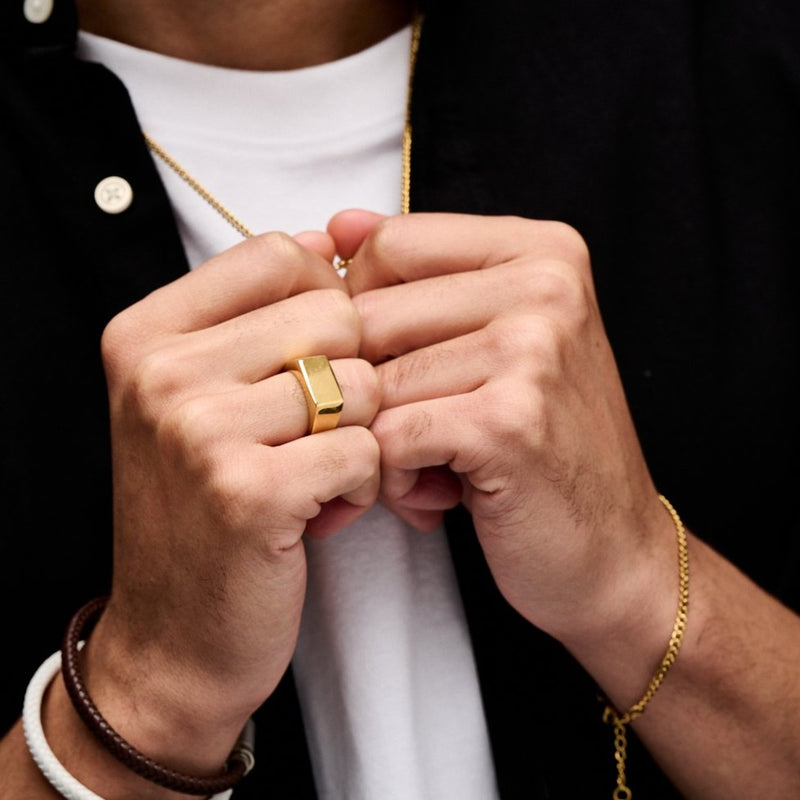 Chunky Signet Ring - Gold - Orelia London