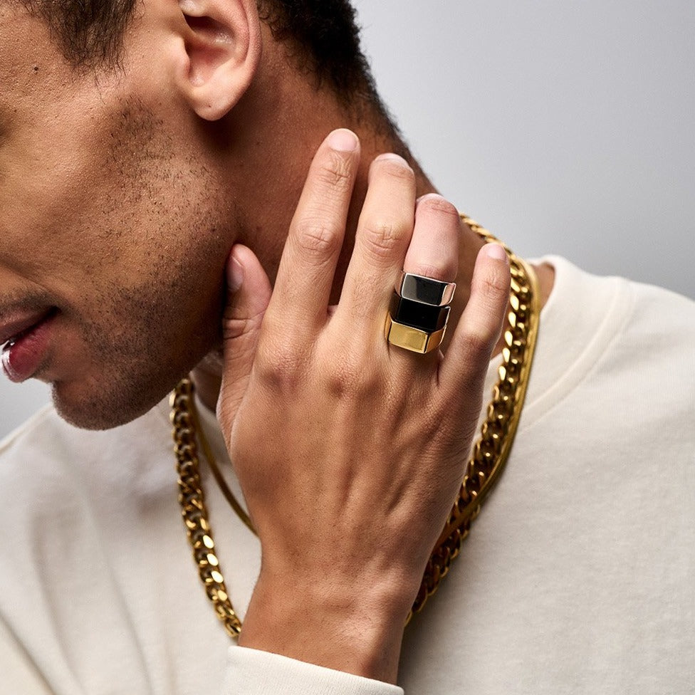 Mens chunky signet ring shop