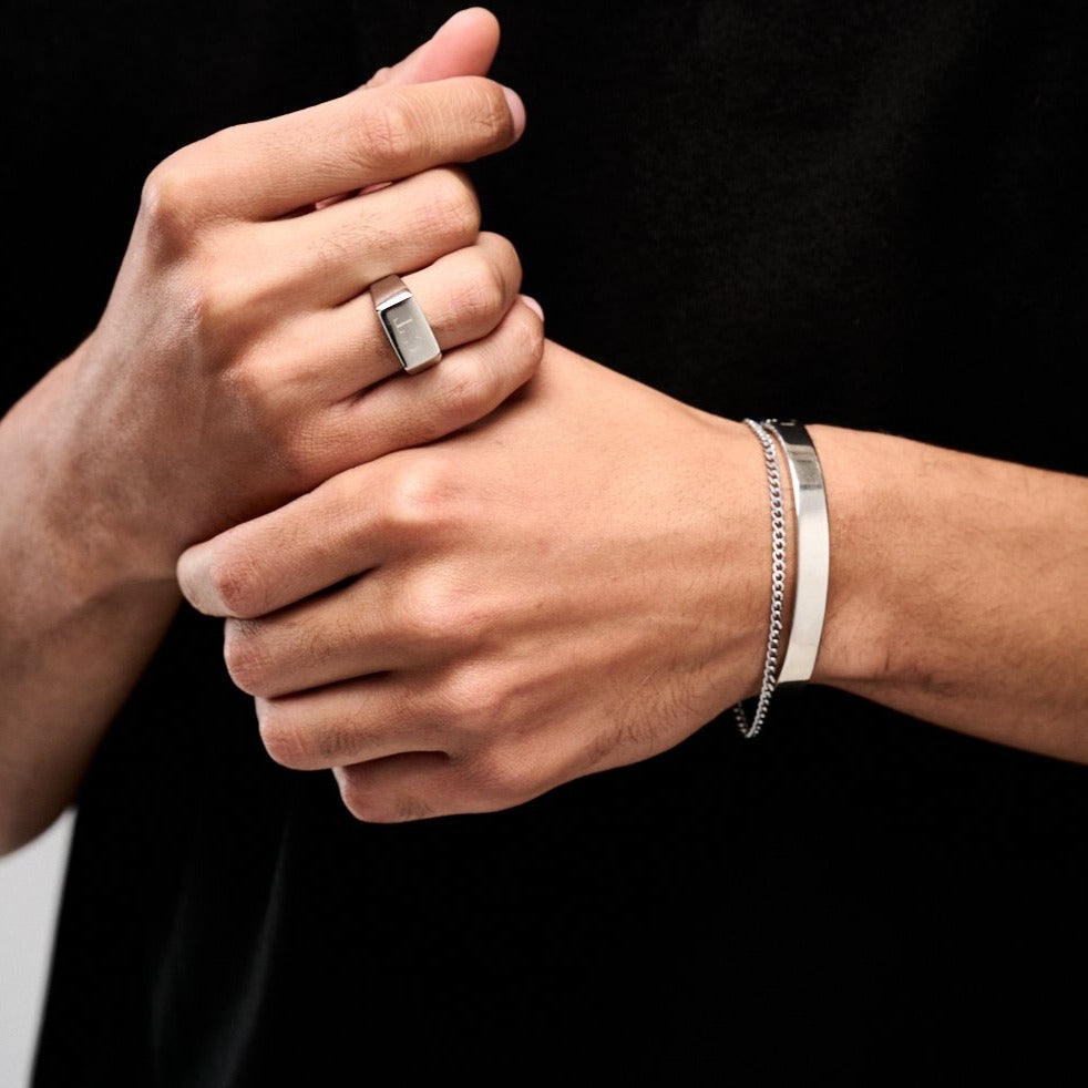 Silver curb chain bracelet hot sale