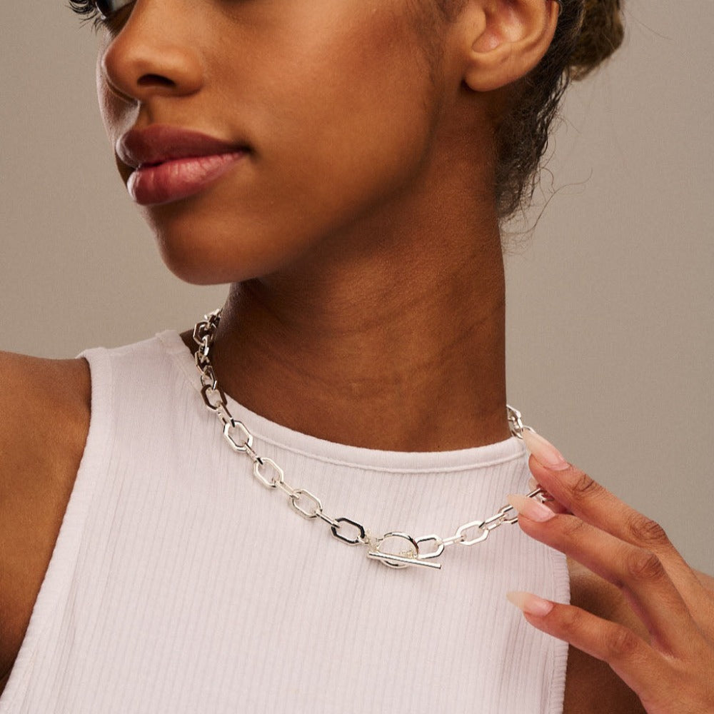 Bar online necklace trend
