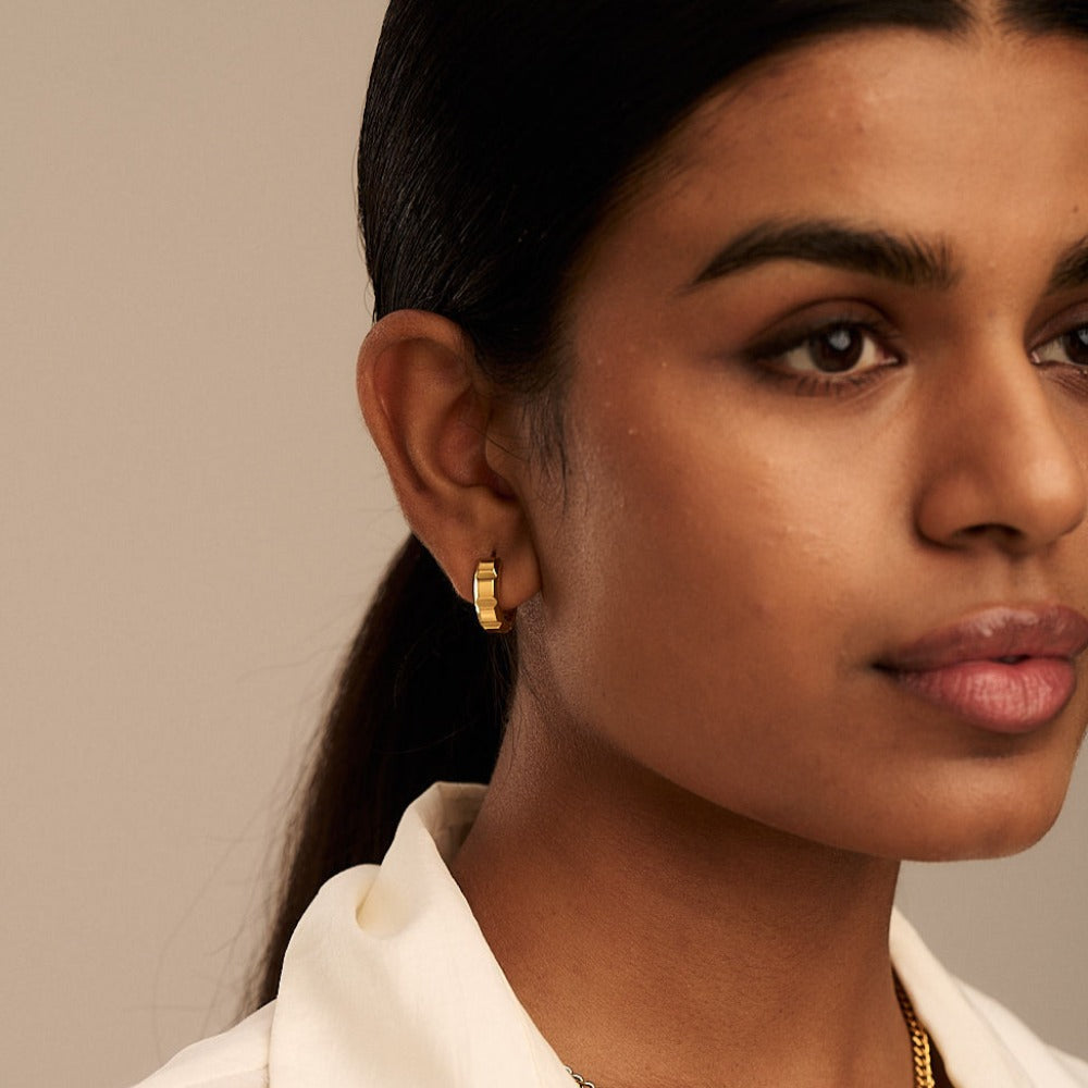 Square gold hoops outlet
