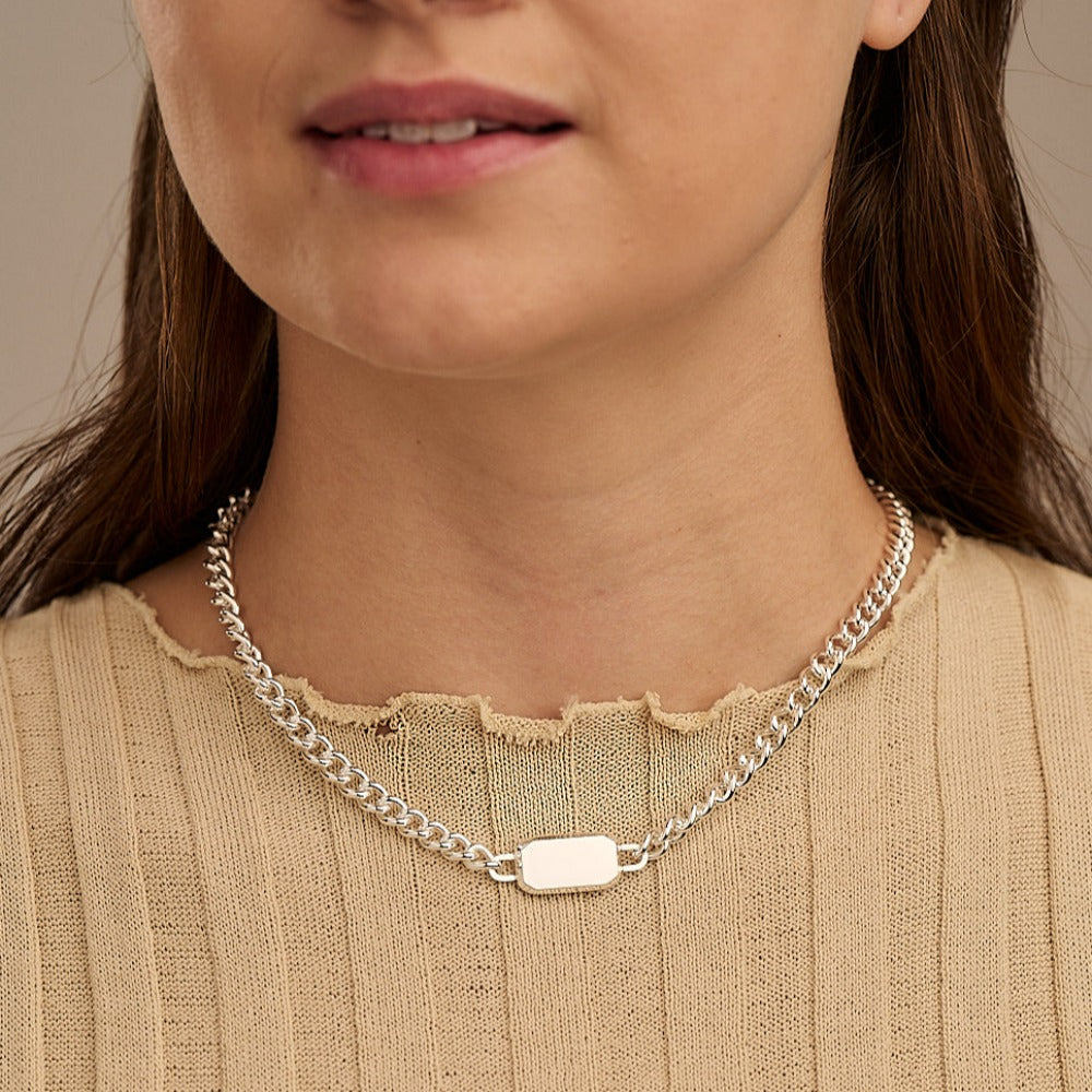 Kendra scott rectangle necklace deals