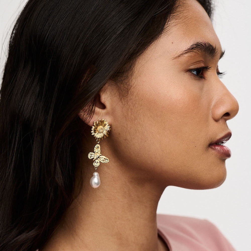 Statement pearl clearance drop earrings