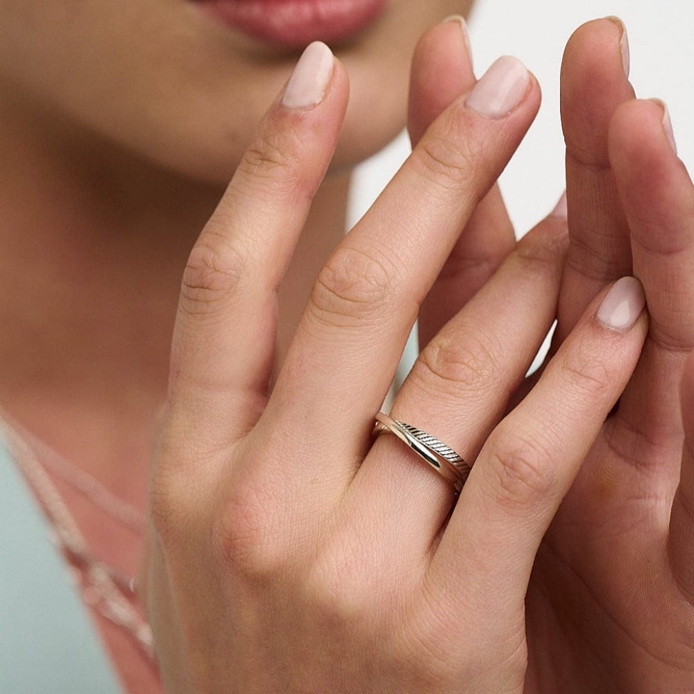 Interlocking Rings Clean & Textured Interlocking Rings - Silver Orelia Jewellery
